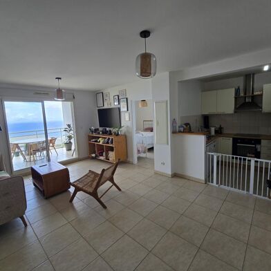 Appartement 3 pièces 248570 €