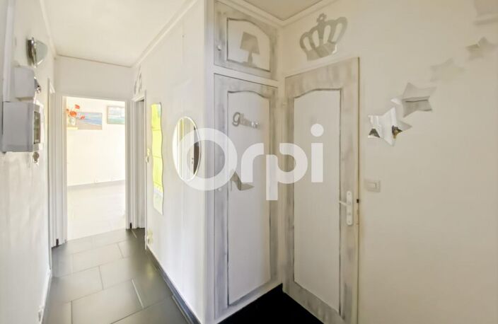 Appartement À Vendre — photo 3