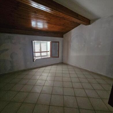 Appartement 3 pièces 780 €
