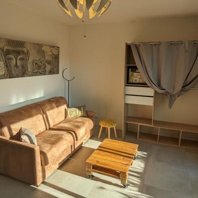 Appartement 1 pièces 670 €