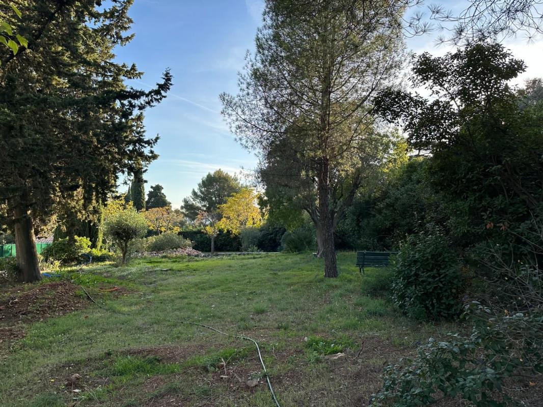Terrain à vendre St marguerite (83130 La Garde)