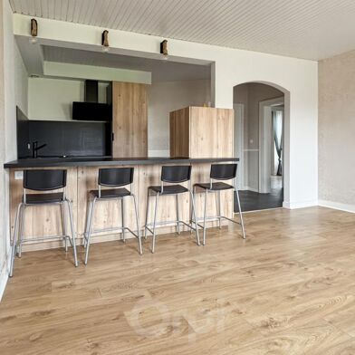 Appartement 4 pièces 600 €