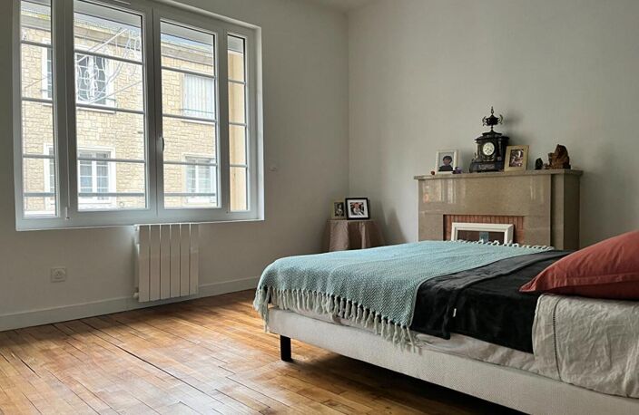 FALAISE : T3 EN PARFAIT ETAT PROCHE PLACE BELLE CROIX — photo 4