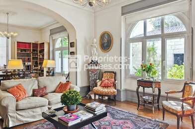 Maison 8 pièces 630000 €