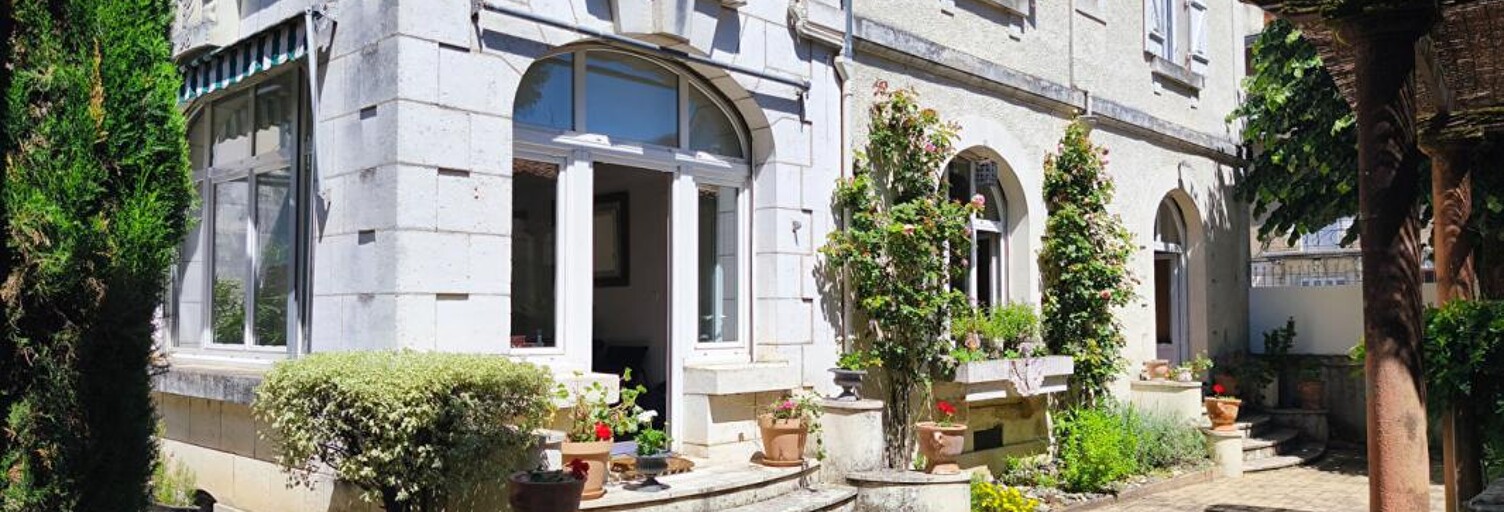Maison 8 Pièces 238 m² à vendre à Périgueux (24000)