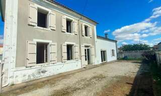 Maison 8 Pièces 125 m² à vendre à Saint-Saturnin-du-Bois (17700)