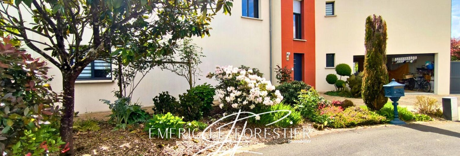 Maison 7 Pièces 263 m² à vendre à Ombrée d'Anjou (49420)