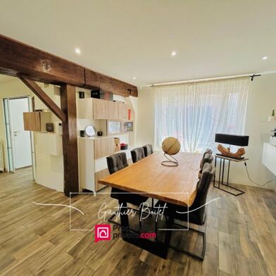 Maison 8 pièces 250000 €