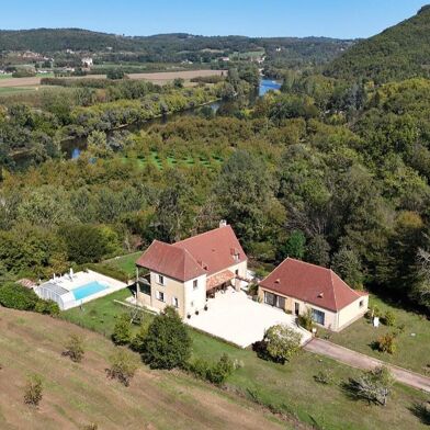 Maison 14 pièces 583000 €