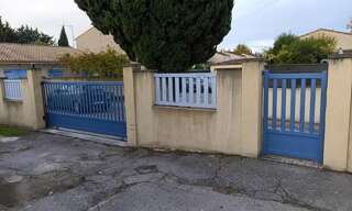 Garage  12 m² à vendre à Salon-de-Provence (13300)