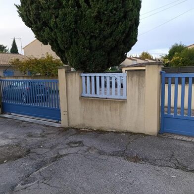 Garage  27000 €