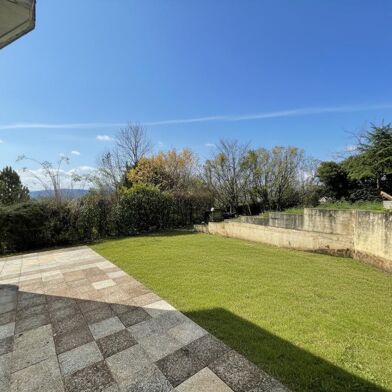 Maison 4 pièces 2595 €