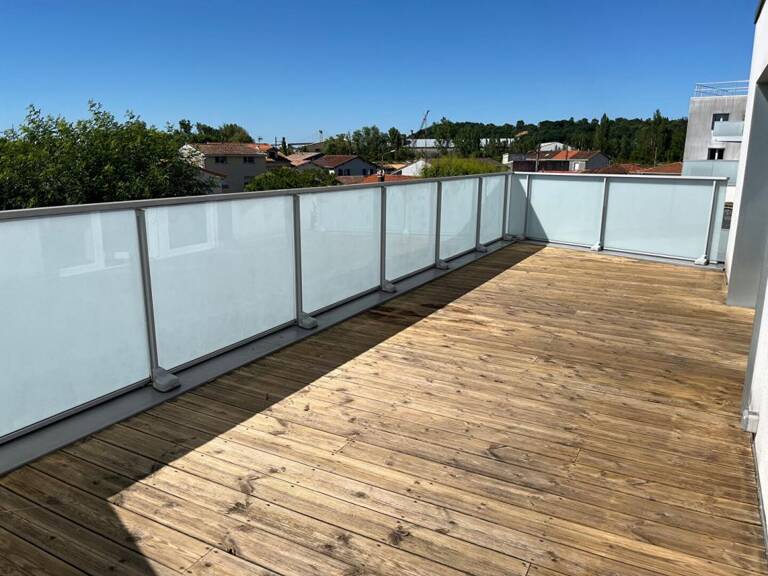 Appartement Cenon 2 pièces 45.02 m2 — photo 1