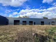 Bâtiment de 660 m² sur grand terrain à Laruscade (33620) — photo 4