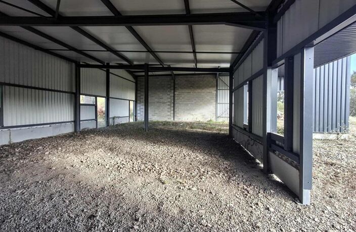 Bâtiment de 660 m² sur grand terrain à Laruscade (33620) — photo 5