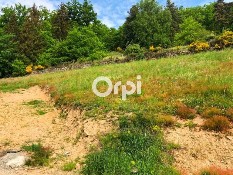   Construisez votre avenir à Pomeys – Terrain viabilisé de 562 m² au cœur du village ! — photo 1
