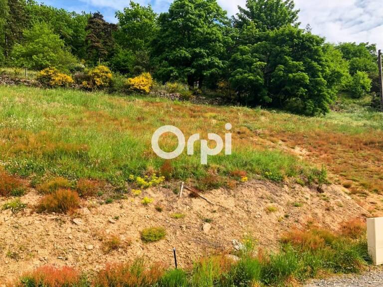   Construisez votre avenir à Pomeys – Terrain viabilisé de 665 m² au cœur du village ! — photo 1