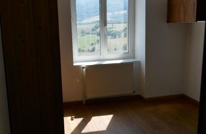 Location maison 4 pièces 80 m² à Saint-Jean-Bonnefonds (42650) — photo 4