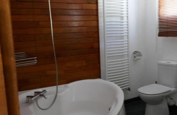 Location maison 4 pièces 80 m² à Saint-Jean-Bonnefonds (42650) — photo 5