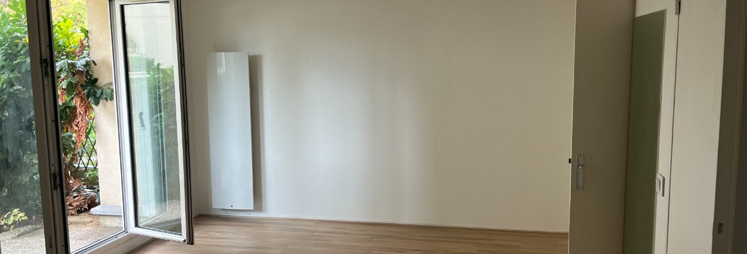 Appartement 1 Pièce 33 m² à vendre à Le Bourget (93350)