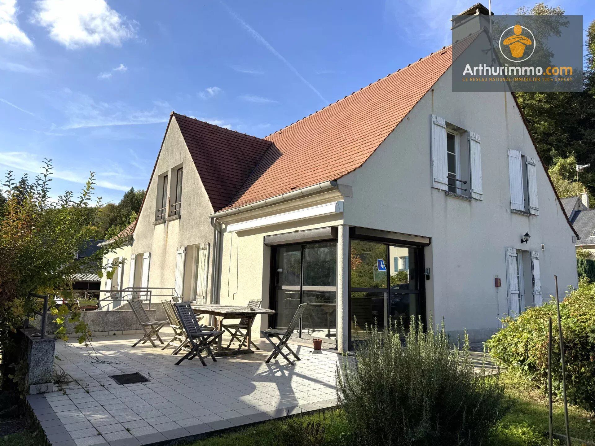 Acheter maison de 12 pièces 265 m² 447 000 € à Pierrefonds (60350) : une annonce Arthurimmo.com — 2