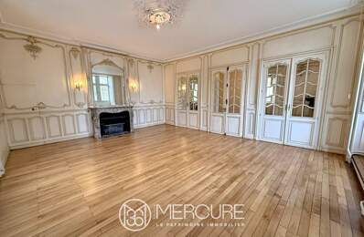 APPARTEMENT XIXe de 163 M² avec PARKINGS et CAVES — photo du bien