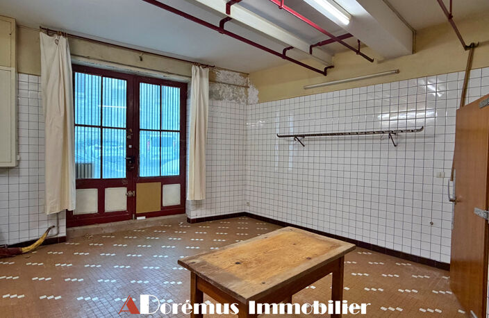 MAISON DE VILLAGE DE 202 M2 AVEC JARDIN ET FORT POTENTIEL D' — photo 3