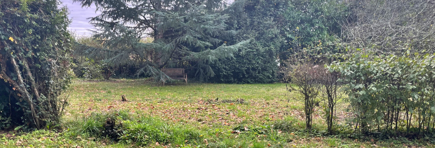 Terrain  1117 m² à vendre à Saint-Caprais-de-Bordeaux (33880)