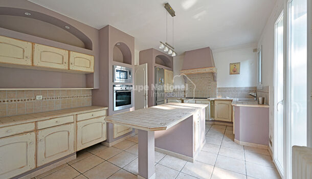 Villa / Maison 9 pièces  à vendre Bernis 30620