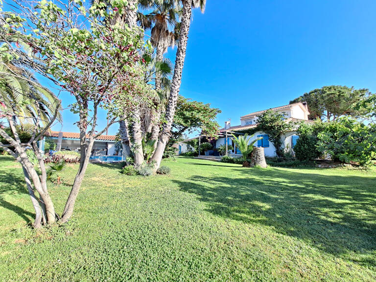 Perpignan SUD Villa 4 faces de Type 5 sur 4000m2 de terrain — photo 1