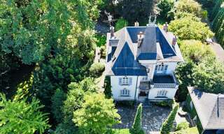 Maison 10 Pièces 207 m² à vendre à Saint-Julien-en-Genevois (74160)