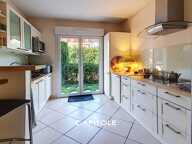 A vendre - Juan Les Pins, appartement  4 pieces en rez de jardin — photo 2