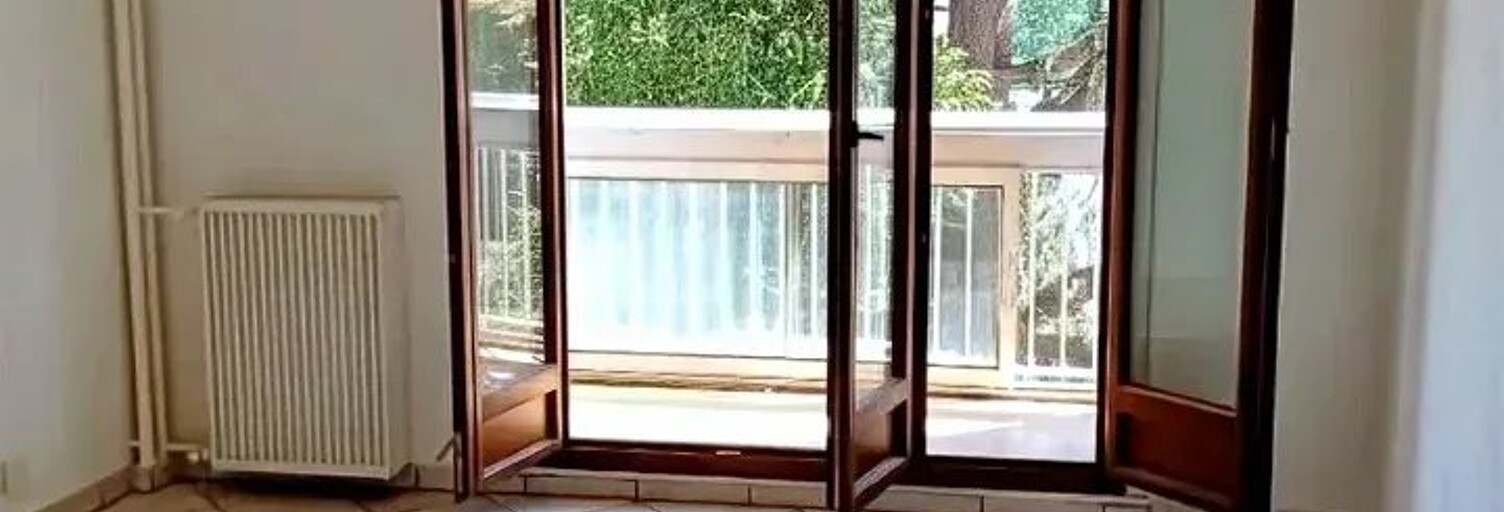 Appartement  61 m² à louer à Domène (38420)