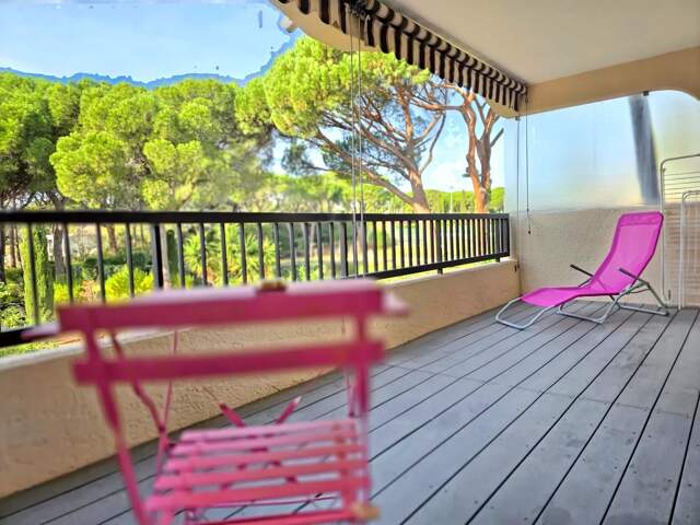 EXCLUSIVITÉ - Saint-Raphaël - APPARTEMENT - TERRASSE 13m²  -CAVE — photo du bien