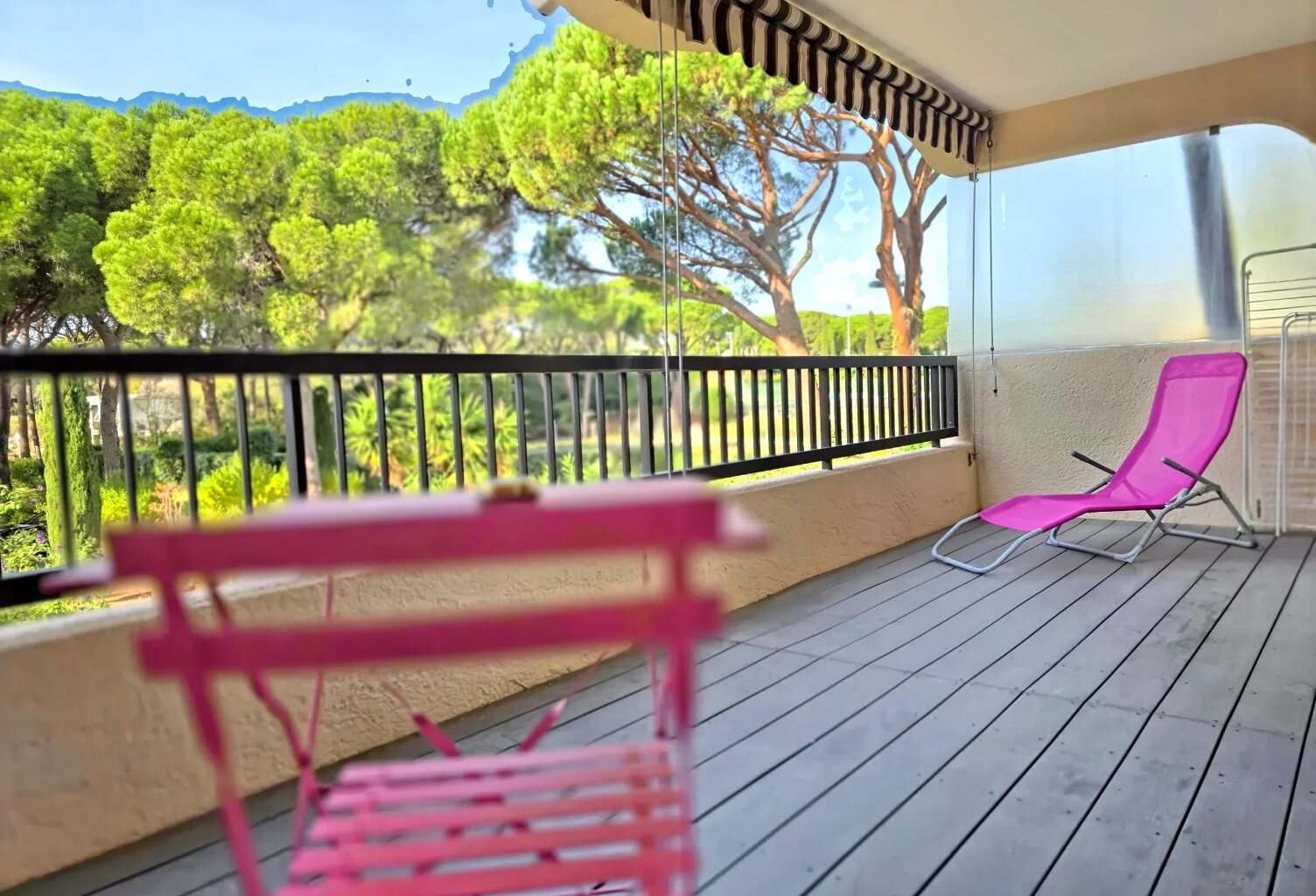EXCLUSIVITÉ - Saint-Raphaël - APPARTEMENT - TERRASSE 13m²  -CAVE — photo 1