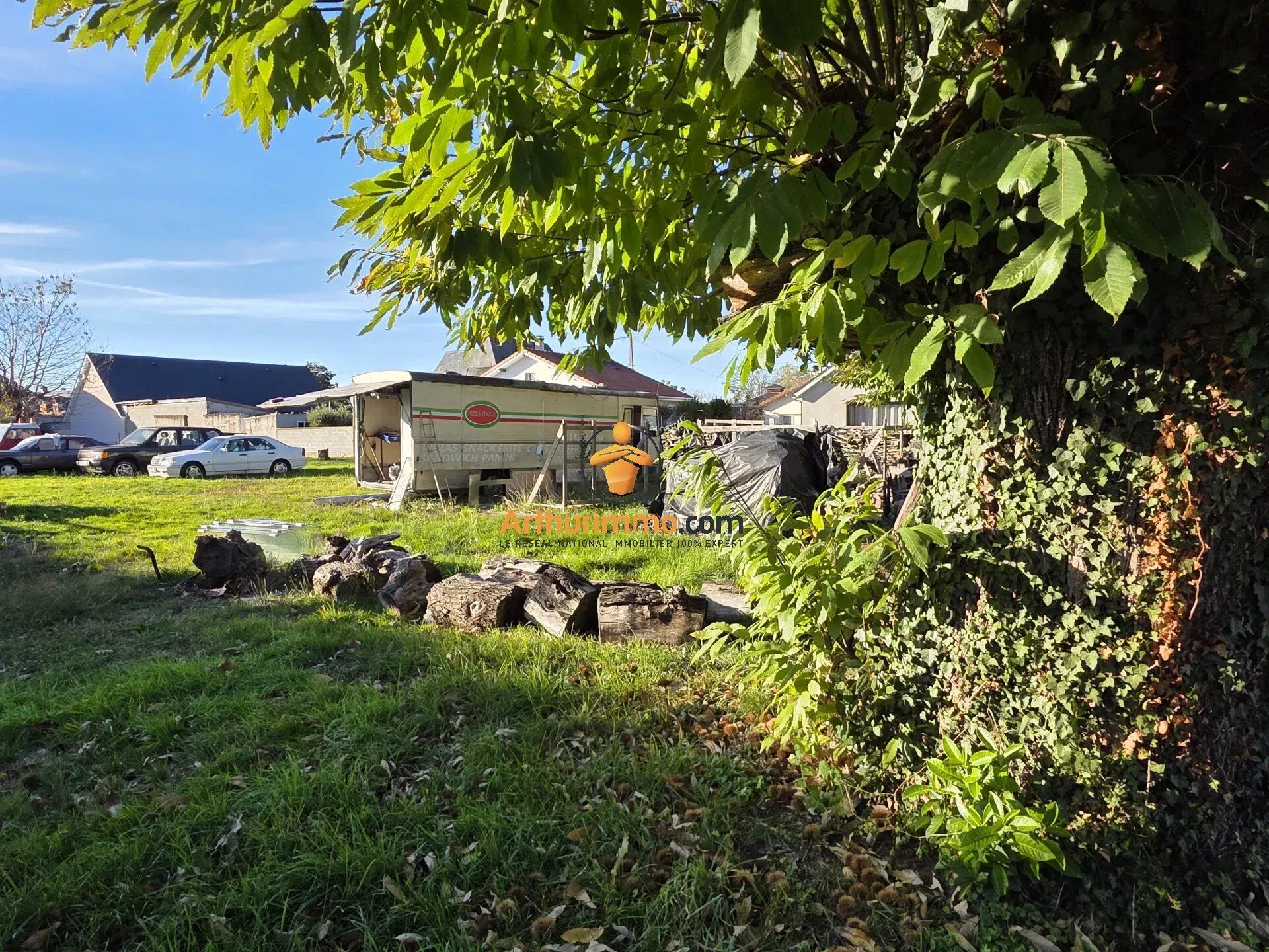 Vente Terrain 2558 m2 à Horgues · 160 000 €