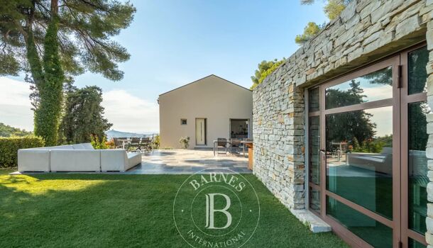 Villa / Maison 8 pièces  à vendre Marseille 10eme 13010