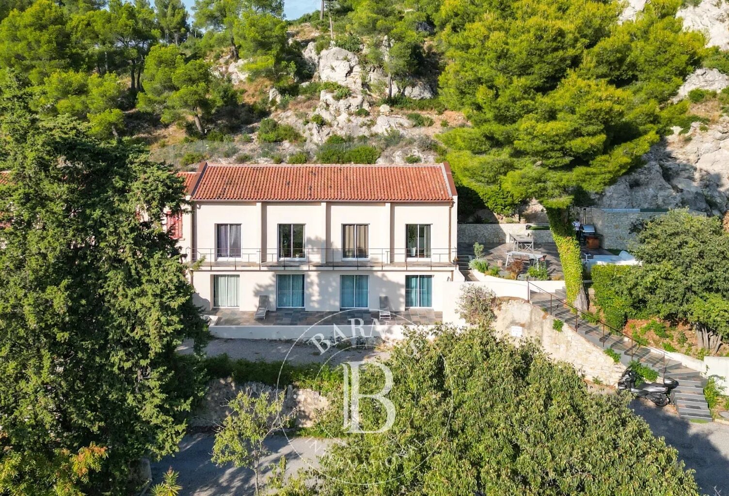 A VENDRE - 13009  - MAISON  - VUE IMPRENABLE SUR MARSEILLE - PRO — photo 1
