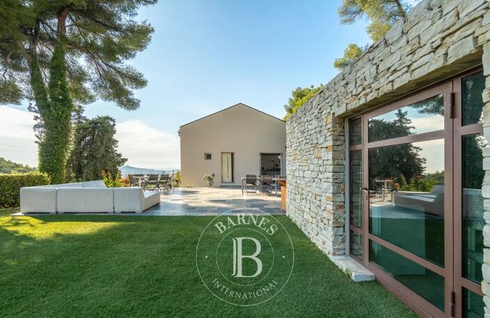 A VENDRE - 13009  - MAISON  - VUE IMPRENABLE SUR MARSEILLE - PRO — photo 5
