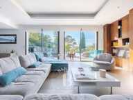 Villa de luxe– 13012 – 500 m² 3000m² de terrain, piscine miroir, — photo 2