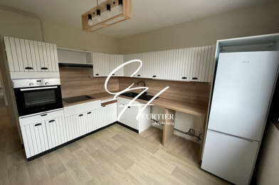 Appartement 3 pièces 980 €