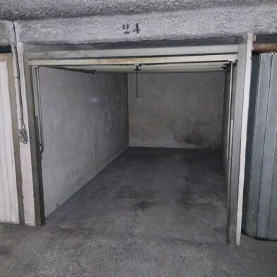 Garage  38000 €