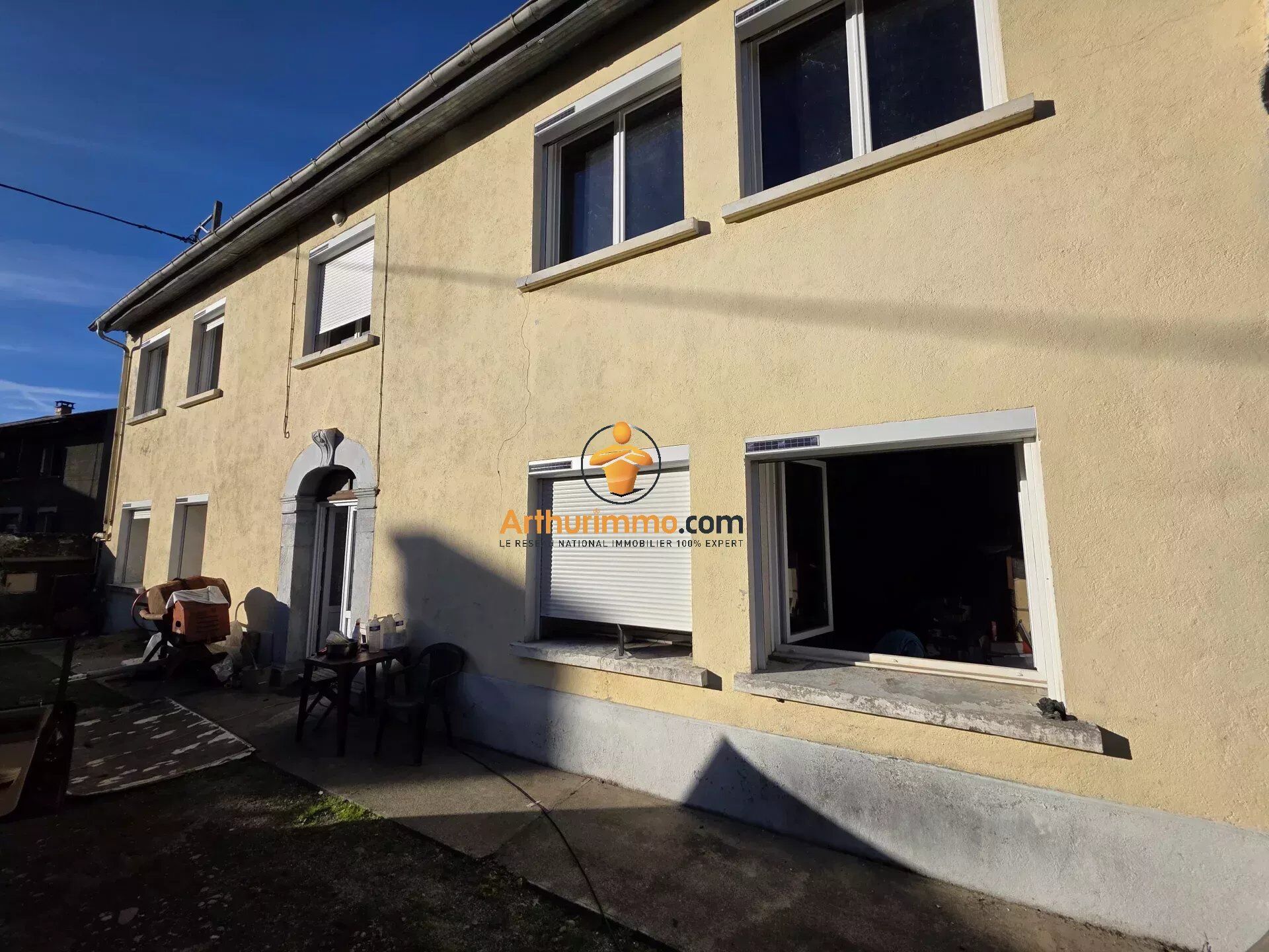 Maison 3 pièces 161 m² · à Horgues · 161 m² · 160 000 €