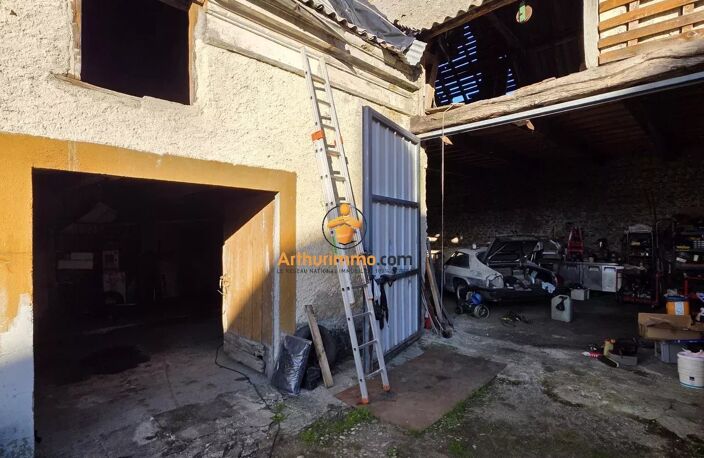 Maison à rénover avec terrain constructible — photo 3