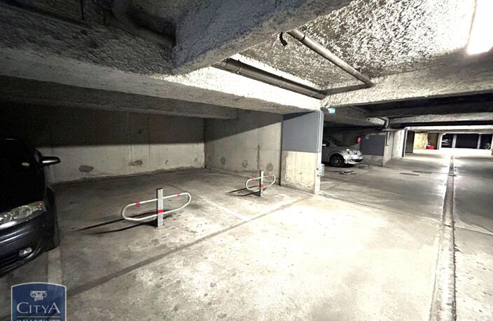 Location garage   à Chambéry (73000) — photo 2