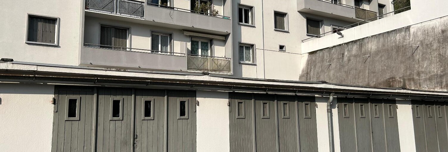 Garage  12 m² à louer à Chambéry (73000)
