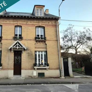 Maison 9 pièces 399000 €