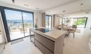 Appartement 4 Pièces 115 m² à vendre à Nice (06300)