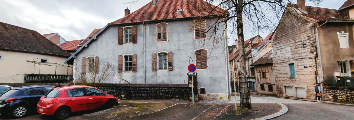 Immeuble  288 m² à vendre à Baume-les-Dames (25110)