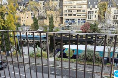 Appartement 5 pièces 427000 €